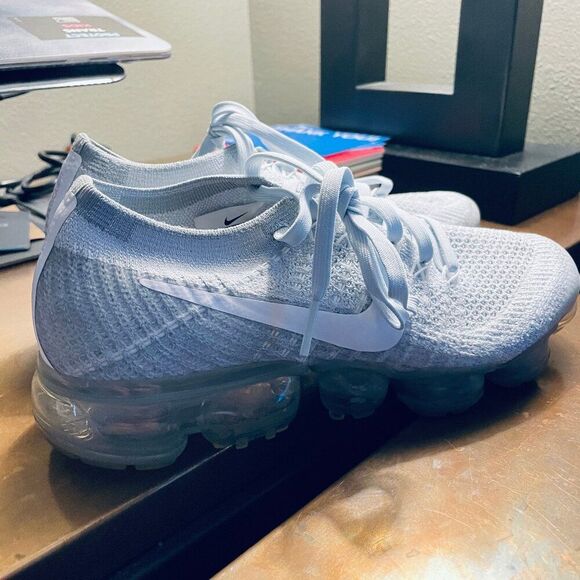 NIKE Flyknit Vapormax 2 Pure Platinum White Wolf womens 7 US 38 EUR Mint - Picture 6 of 15